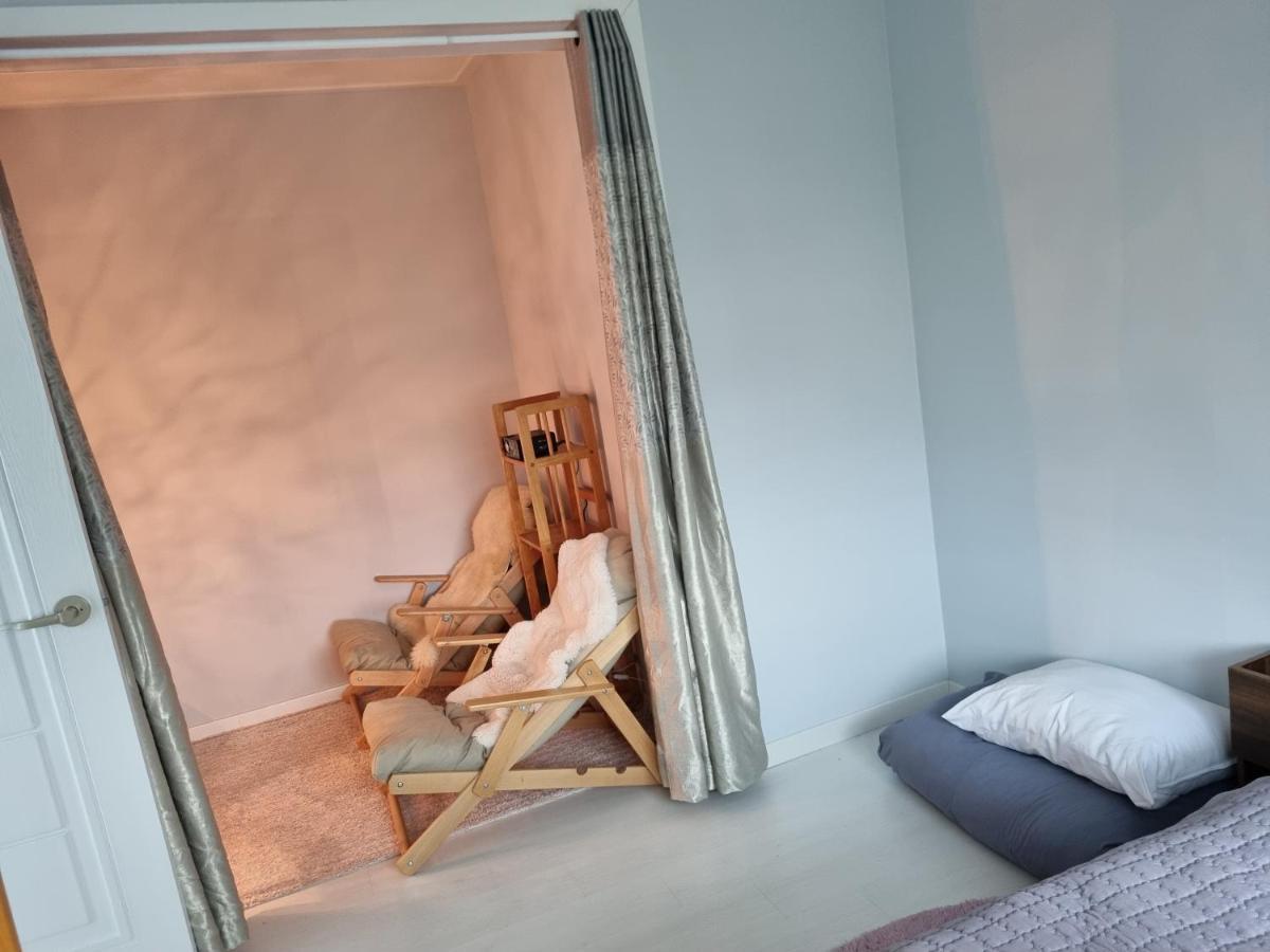 Gashi Sarang Bed and Breakfast Seogwipo-stad Buitenkant foto